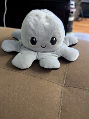 Reversible Plush Octopus Stuffed Toy - Kids Soft Cuddly Octopus